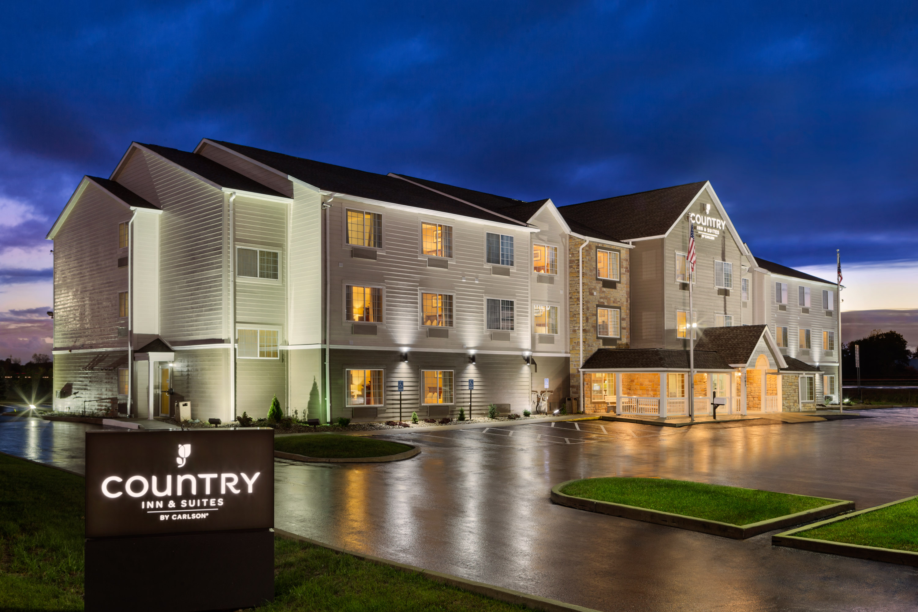 Country Inn & Suites By Radisson, Marion OH exterior
